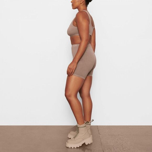 SKIMS High Rise Stretch Outdoor Basic Bike Shorts DESERT Size MEDIUM - Picture 6 of 7